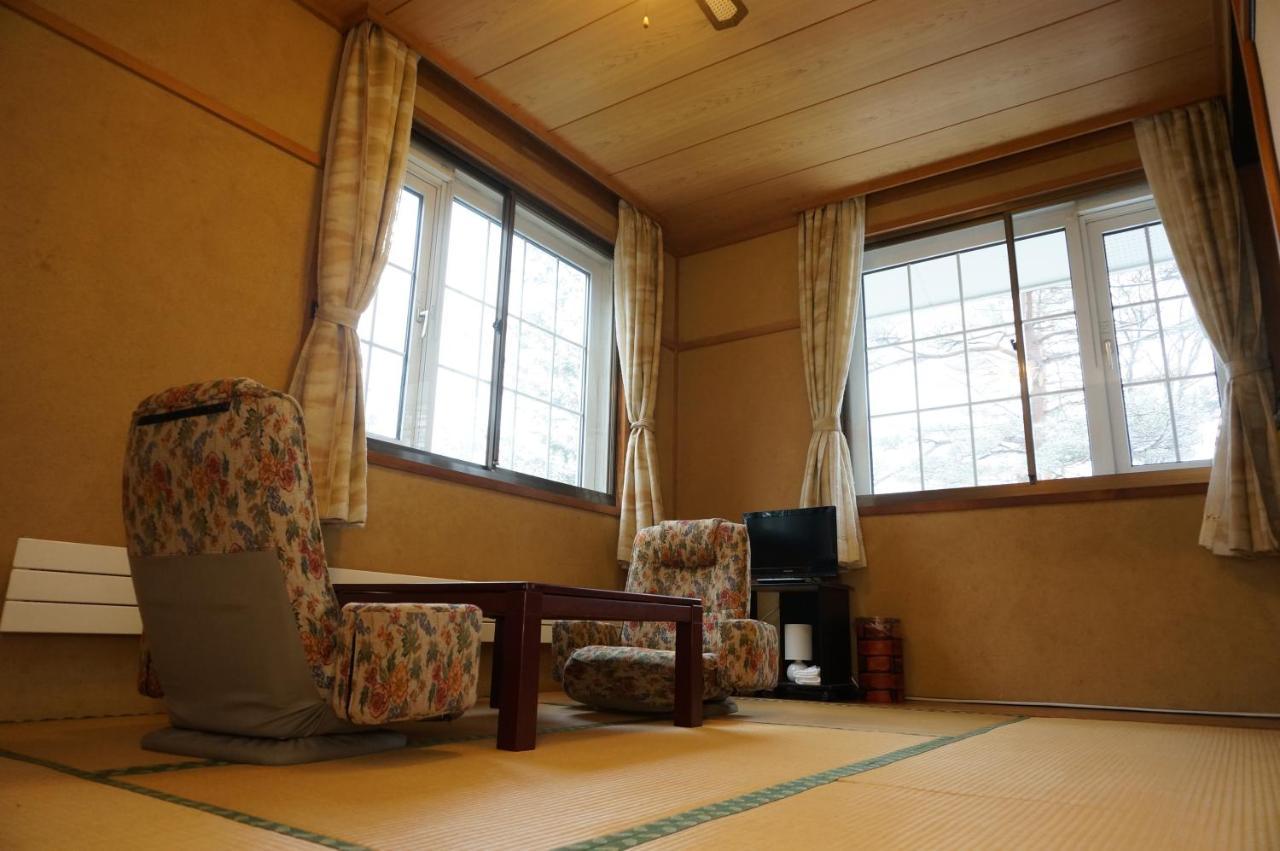 Pension Richemond Kusatsu  Exteriör bild